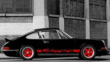 Porsche 911 Carrera RS 2.7 Noire profil arrière