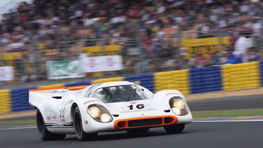 Porsche 917 blanc Le Mans Classic 2008 3/4 avant droit filé