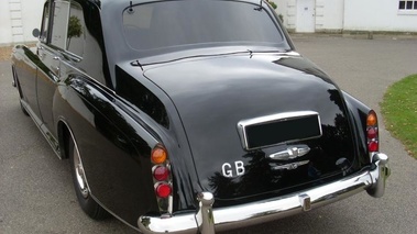 Rolls Royce Phantom VI noire 3/4 arrière gauche