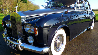 Rolls Royce Silver Cloud III grise 3/4 avant gauche