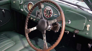 Talbot Lago Grand Sport Saoutchick vert intérieur 