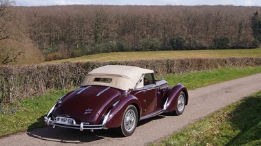 Talbot-Lago T26 Record cabriolet bordeaux 3/4 arrière droit capoté