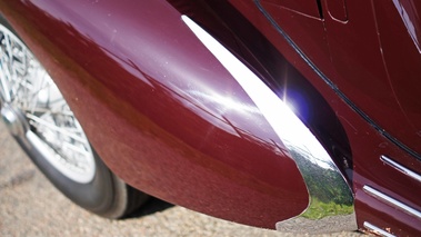 Talbot-Lago T26 Record cabriolet bordeaux protection aile avant