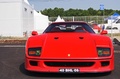 Ferrari F40 rouge face avant