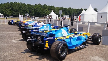 line-up Renault Formule 1 championnes du Monde