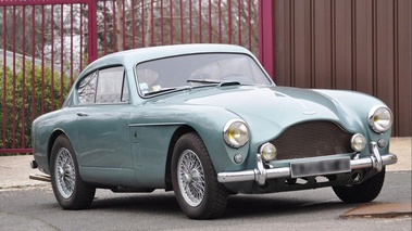 Aston Martin DB2-4, bleue, 3-4 avd