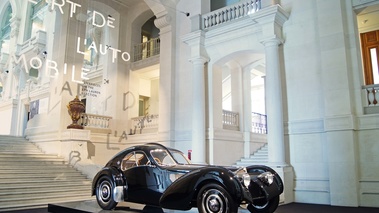 Bugatti Type 57 SC Atlantic noir 3/4 avant droit