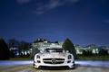 Mercedes SLS AMG blanc face avant