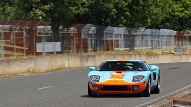 Ford GT Gulf 3/4 avant gauche filé