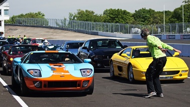 Ford GT Gulf grille départ