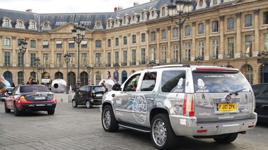 Cadillac Escalade chrome 3/4 arrière gauche