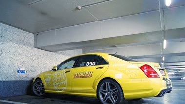 Mercedes S63 AMG jaune profil