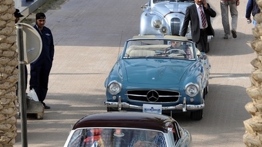 Ferrari, Mercedes, Jaguar, Alfa, attente concours d'elegance, face