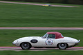 Jaguar Type E Cabriolet blanc filé