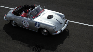 Porsche 356 Cabriolet gris 3/4 avant droit vue de haut