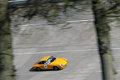 Porsche 911 Carrera orange 3/4 avant droit filé penché