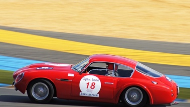 Aston Martin DB4 GT Zagato rouge filé