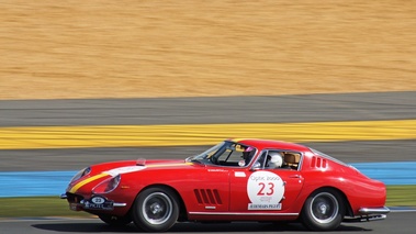 Ferrari 275 GTB/4 SWB rouge/jaune 3/4 avant gauche filé