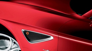 Alfa Romeo 8 C Competizione Side