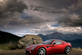 Alfa Romeo 8C Competizione rouge 3/4 avant gauche