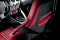 Alfa Romeo 8C Competizione rouge siège