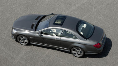 Mercedes CL63 AMG anthracite 3/4 arrière gauche vue de haut