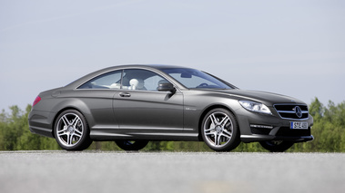 Mercedes CL63 AMG anthracite 3/4 avant droit