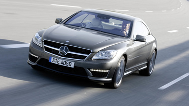 Mercedes CL63 AMG anthracite 3/4 avant gauche travelling penché