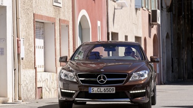 Mercedes CL65 AMG marron face avant