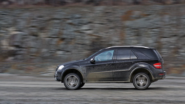 Mercedes ML63 AMG noir filé 2