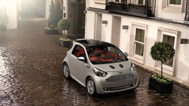 Aston Martin Cygnet - grise