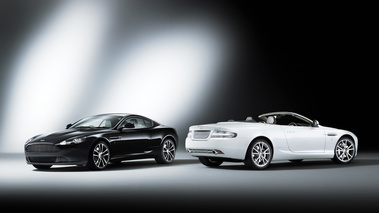 Aston Martin DB9 Morning Frost et Carbon Black