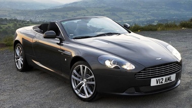 Aston Martin DB9 Volante 2011