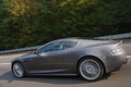 Aston Martin DBS anthracite profil travelling