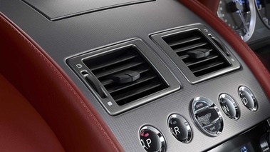 Aston Martin Rapide Luxe anthracite console centrale