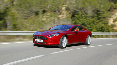 Aston Martin Rapide rouge 3/4 avant gauche travelling 2