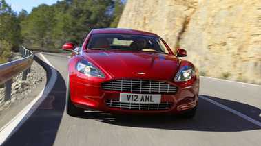 Aston Martin Rapide rouge face avant travelling