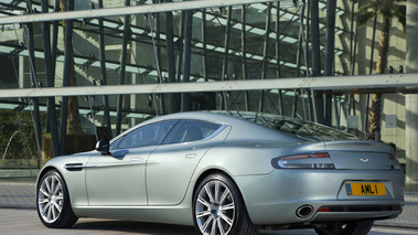 Aston Martin Rapide vert 3/4 arrière gauche 2