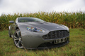 Aston Martin V12 Vantage RS anthracite 3/4 avant droit 2