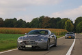Aston Martin V12 Vantage RS & DBS anthracite 3/4 avant gauche travelling 3