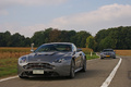 Aston Martin V12 Vantage RS & DBS anthracite 3/4 avant gauche travelling 4