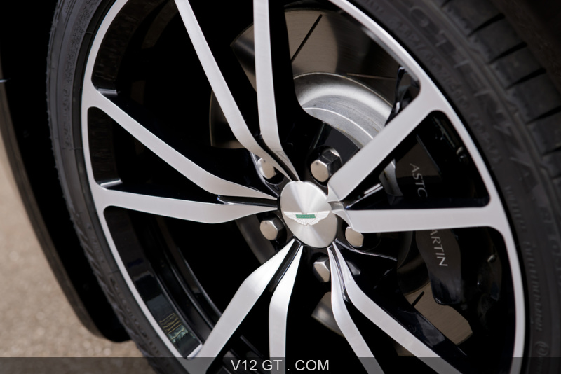 Aston Martin V8 Vantage N420