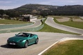 Aston Martin V8 Vantage S Roadster vert 3/4 avant gauche