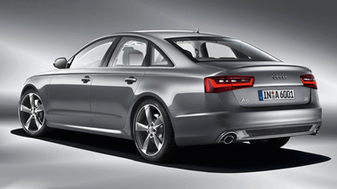 Audi A6 S-Line - Grise - 3/4 arrière gauche