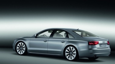 Audi A8 Hybrid - grise - profil