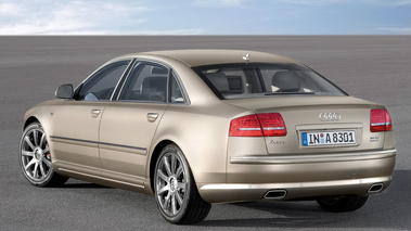 Audi A8 W12 Champagne 3/4 AR