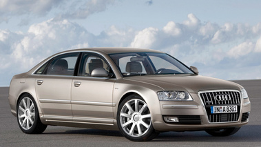 Audi A8 W12 Champagne 3/4 AV