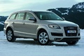 Audi Q7 - gris - 3/4 avant droit