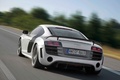 Audi R8 GT blanc 3/4 arrière gauche travelling penché 2