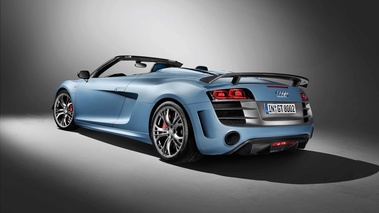 Audi R8 GT Spyder bleu 3/4 arrière gauche penché